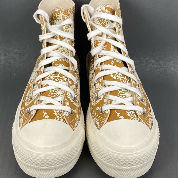 Converse Women's Chuck Taylor All Star Lift Platform Hi Wheat Womens size 8 - Picture 4 of 8